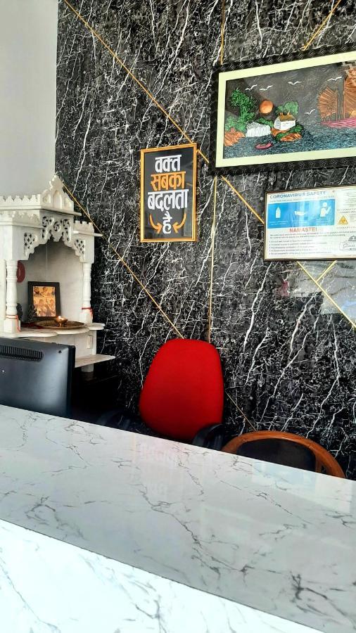 Hotel Hollywood Zirakpur 外观 照片