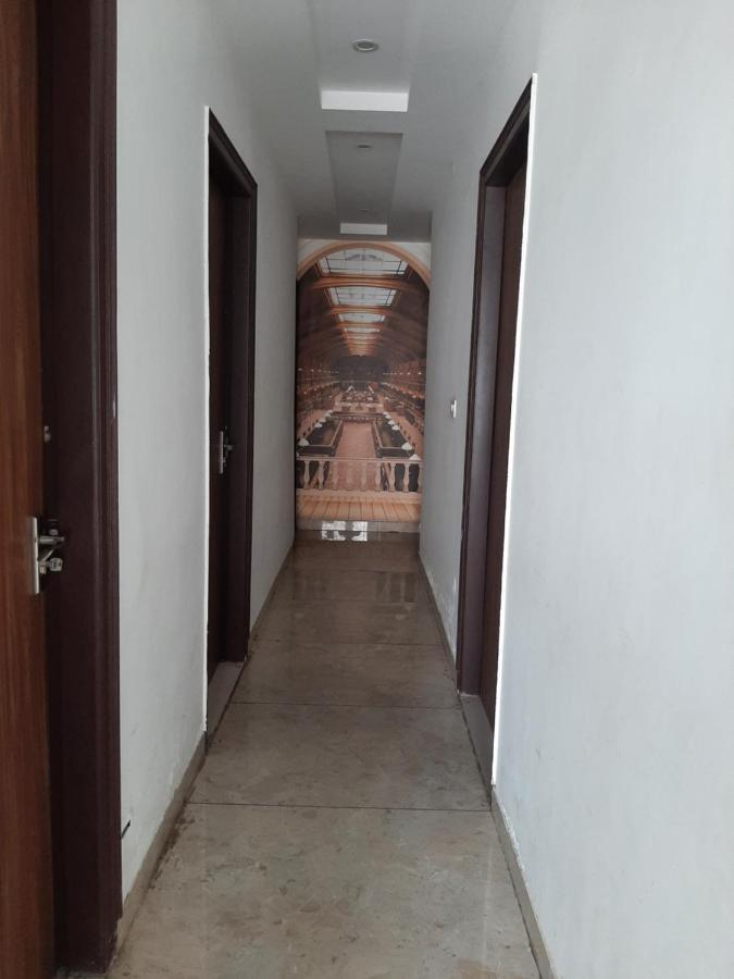 Hotel Hollywood Zirakpur 外观 照片